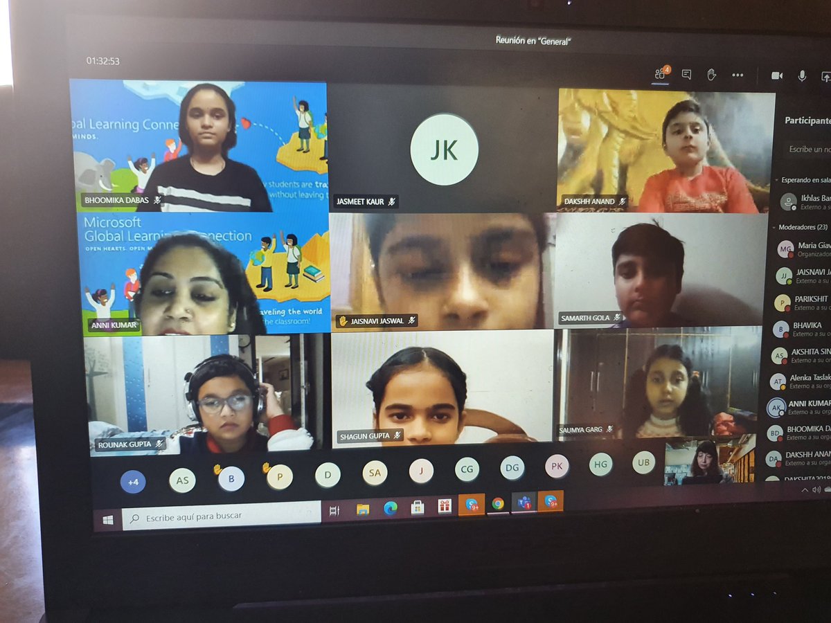 mariajosegiaved's tweet image. We connected with India @Flipgrid 
@MicrosoftEDU @Buncee @Wakelet @SkypeClassroom #GlobalLearningConnection