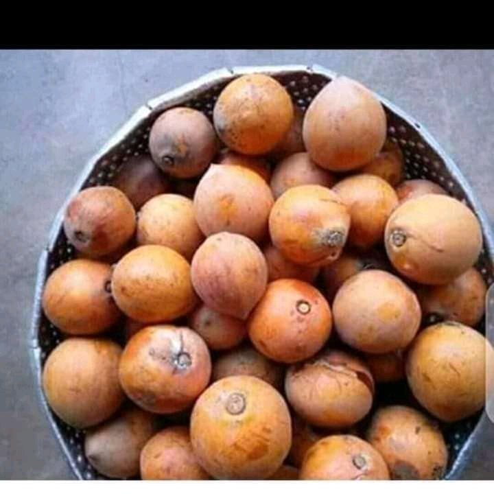 Since today is Thursday, let's do a throwback of native delicacies and how we ate them then.Thread...