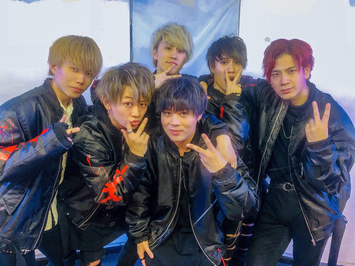 kouki_hajime's tweet photo. A 〜message〜
ありがとうございました。

この4年間で沢山の人達に出会いました。こんなに恵まれてる環境は無いと思います。
最高の兄貴達。
最高のスタッフ。
最高のファンの皆さん。

いつまでも忘れないでいてください。

またね。

2016,11/27〜2020,11/11 📍

#WhiteA #しろえー https://t.co/87ivTBirqX