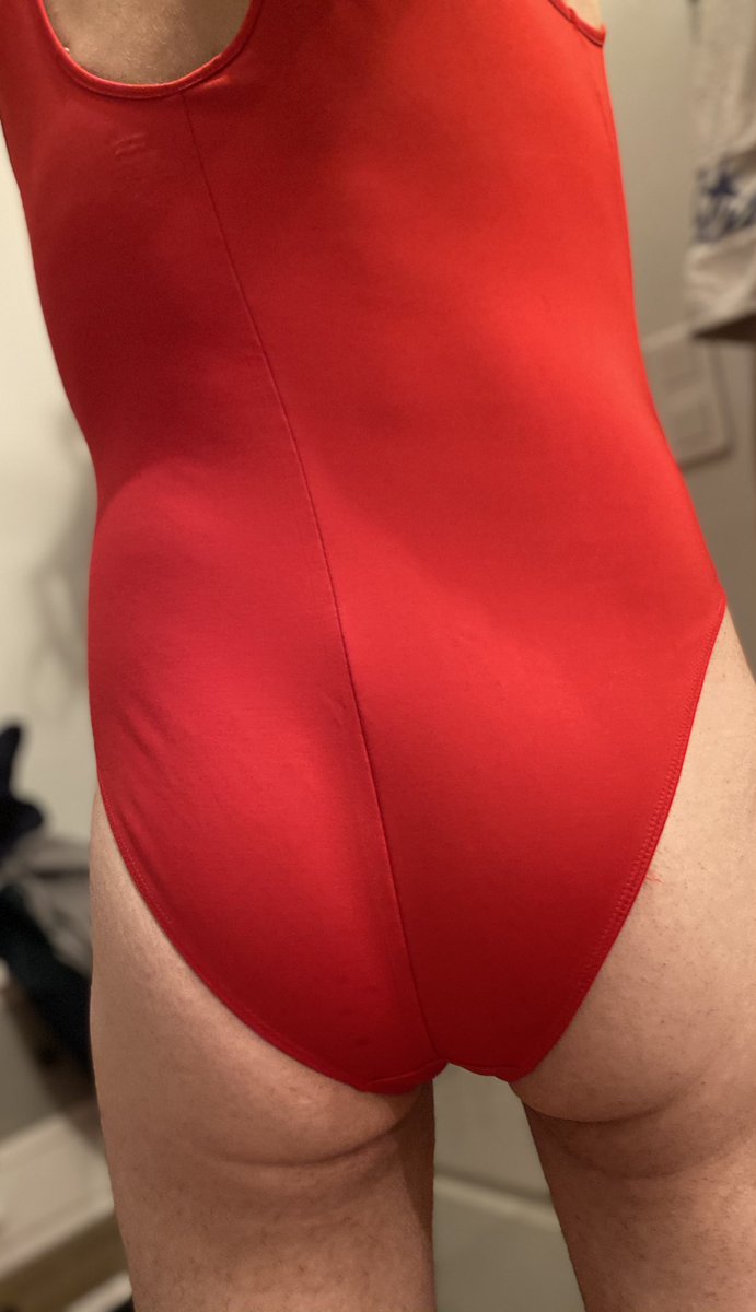 sexlove9987's tweet photo. Go to work 😍❤️ with or without thong under ? #bodythong https://t.co/i1rkh6lpAf