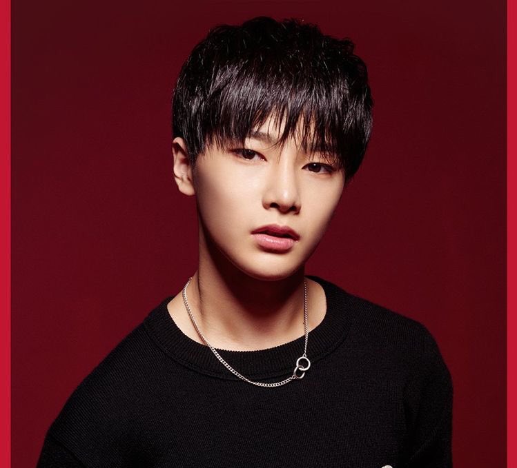 fluffshyunie's tweet image. jeongin grew up so well IM SOBBING