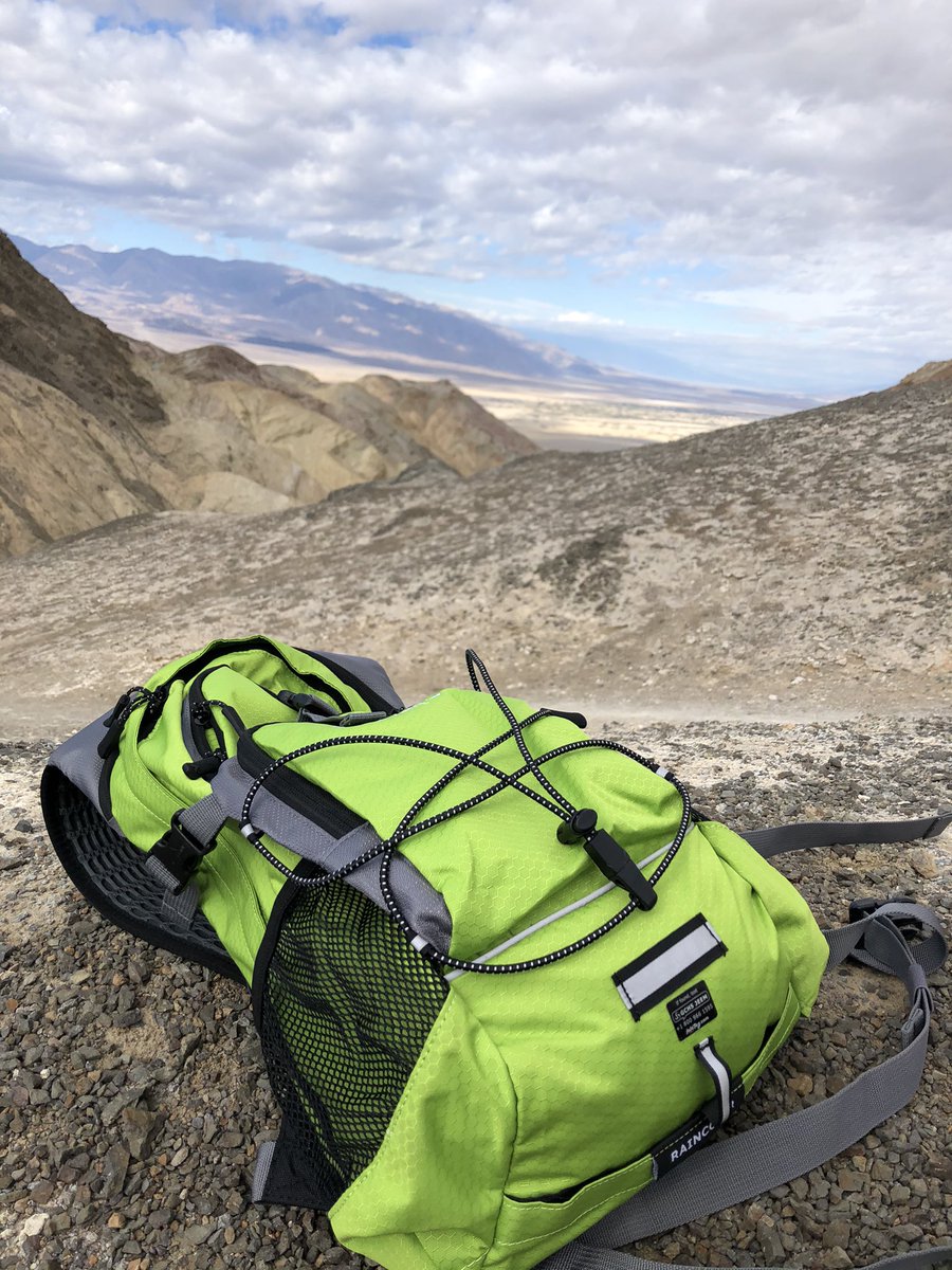 LolaTagFound's tweet photo. Tag your hiking gear with Lola Tags. Don’t lose your stuff while traveling. #lolatag #lostandfound #findwithlola #hiking #hikinggear #backpacks #backpacking #mountains #trips #hikingadventures https://t.co/TVExkgHzcO