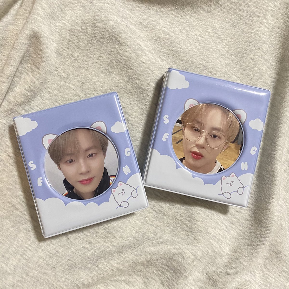 HSW_goods's tweet photo. 콜렉트북 도착했습니다!! 콜렉트북에 하자가 있어서 재제작을 해야 할 것 같습니다.... 공지 확인 부탁드립니다🥺 https://t.co/TuqWU3uJ0Z