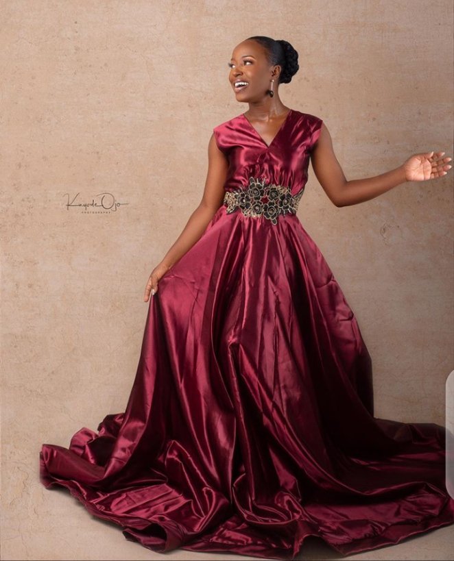 Dare_ctor's tweet image. Tweeps, our favorite speech Doctor @GOlufeko birthday is today!!
Do well to follow her and say a word of prayer for her.
Hearty cheers Glo🍾. Blessings 💯 🙏.
#VeteransDay2020 | May Almighty Allah | fashola | Peruzzi | zamfara
#H2gtalks