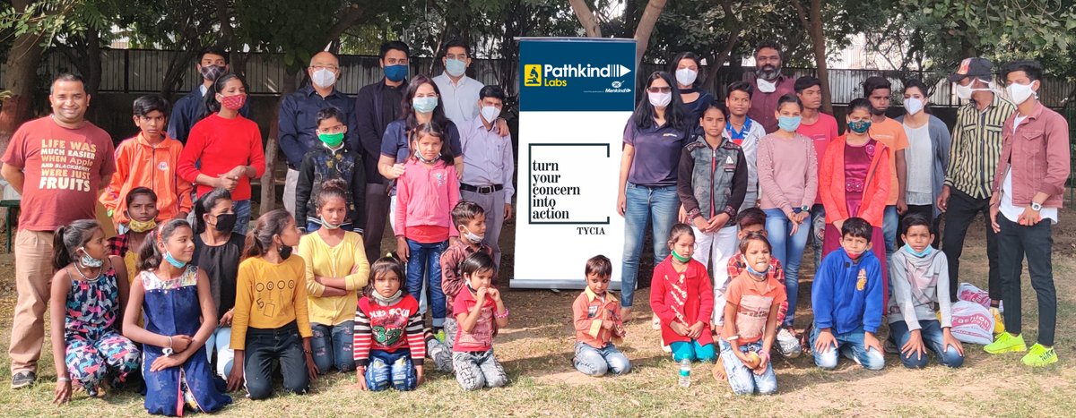 This Diwali, we collaborated with TYCIA foundation that helps bright young migrant kids realise their true potential via interventions such as providing mid-day meals, educating them etc. We tried to bring a smile to their faces by offering them Diwali gifts.