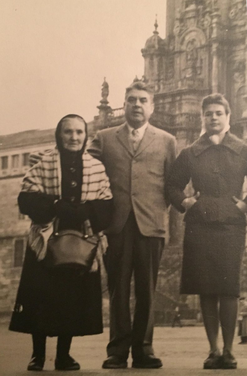 adiante_gal's tweet photo. MEMORIA #CELANOVA | Lembrando Luís Soto [Podentes, 1902-Cidade de México, 12.11.1981]
39 anos do pasamento do fundador de #Vieiros

👉 no Facebook https://t.co/h5ICwccj4N @o_fragha @raiaseca @ernesta_seoane @CMHVL1936_ https://t.co/22T5K1FqBV
