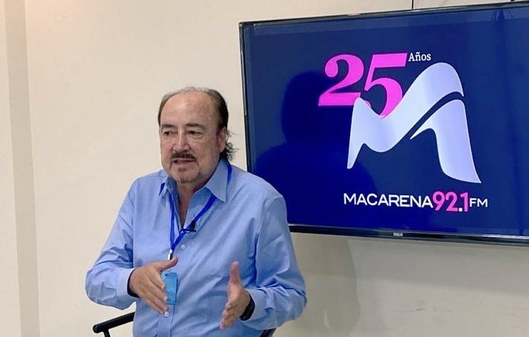GustavoLarreaSi's tweet photo. El #aborto en casos de violación, debió aprobarse en el país hace rato. Debemos garantizar la salud de quienes han sufrido abuso y violencia, no obligarles a concebir ante estos casos.

@fmMACARENA
#GustavoLarreaPresidente
#SaldremosAdelante https://t.co/4j9RhF1S7w
