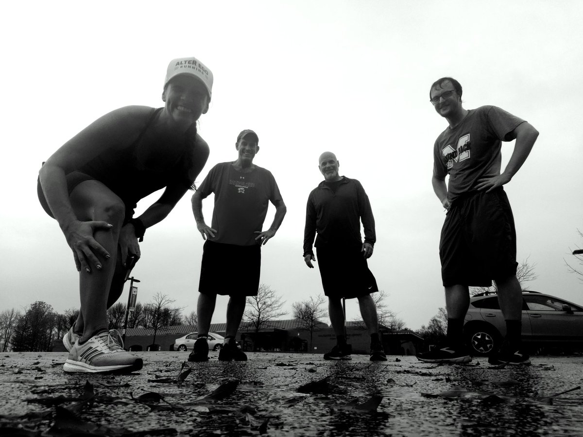 runSue19's tweet photo. Rainy squad run this morning. Wet miles count as double miles. #loveyourrun #teamULTRA #ULTRAambassador #marathontraining #keepmoving #DHSsquad #teachersRun #mistymiles https://t.co/0KcO7qgBDd