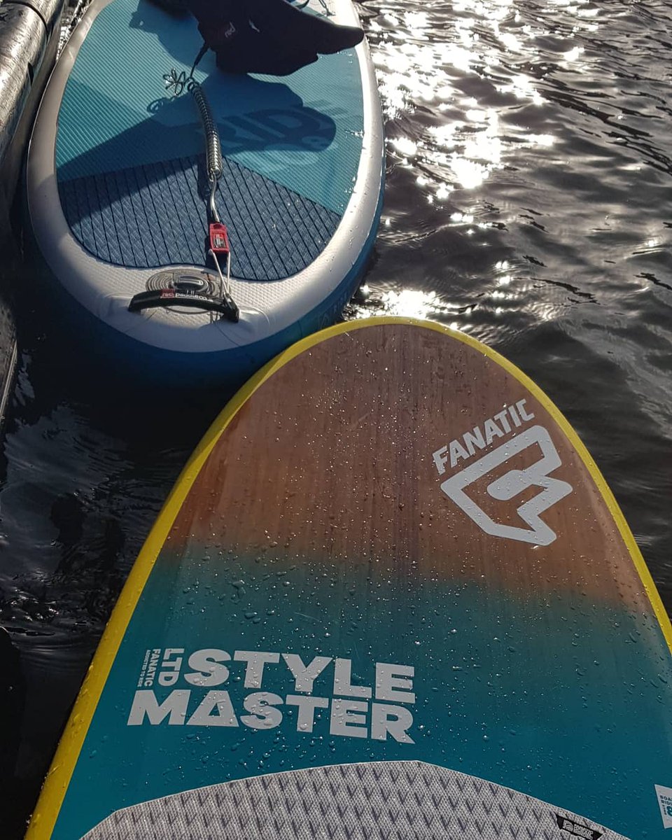 waves_making's tweet image. When you have a meeting with @CharlesCrossLPP but its lockdown 2 so you have to take it outside.
I love working with Sgt M she's been a huge supporter of the Project from the off &amp;amp; so discussing the future &amp;amp; the definite rematch between @PlymouthRNLI &amp;amp; the Police waterlining team