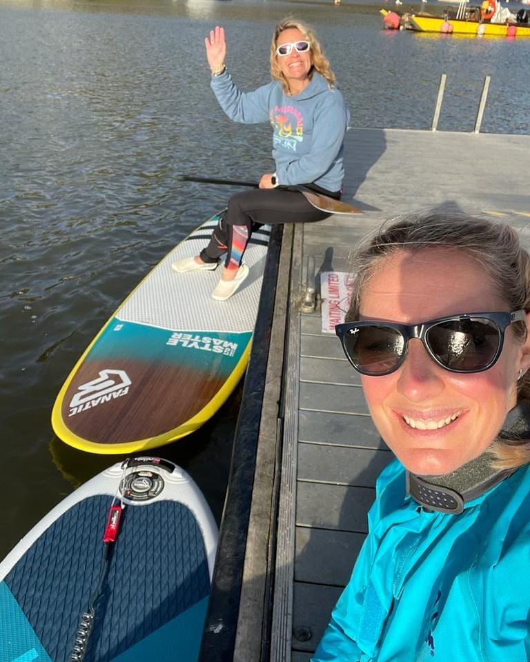 waves_making's tweet image. When you have a meeting with @CharlesCrossLPP but its lockdown 2 so you have to take it outside.
I love working with Sgt M she's been a huge supporter of the Project from the off &amp;amp; so discussing the future &amp;amp; the definite rematch between @PlymouthRNLI &amp;amp; the Police waterlining team