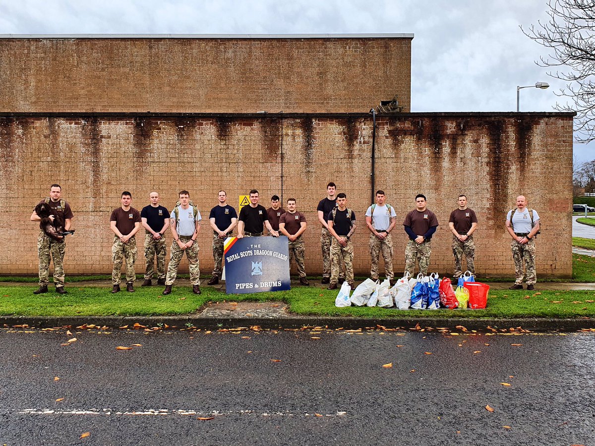 This morning the Pipes &amp; Drums undertook a, best effort, 10 mile charity run carrying 15kg. Each participant donated £10 worth of food to a local food bank. The fastest time was LCpl Hannan in 1 hour 42 minutes.

#scotscavintartan #scotsdgpipesanddrums #scotscav #auniquecareer