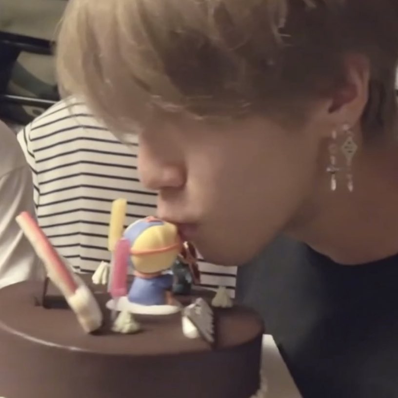 special thread for feeding ur soft heart — han jisung edition 