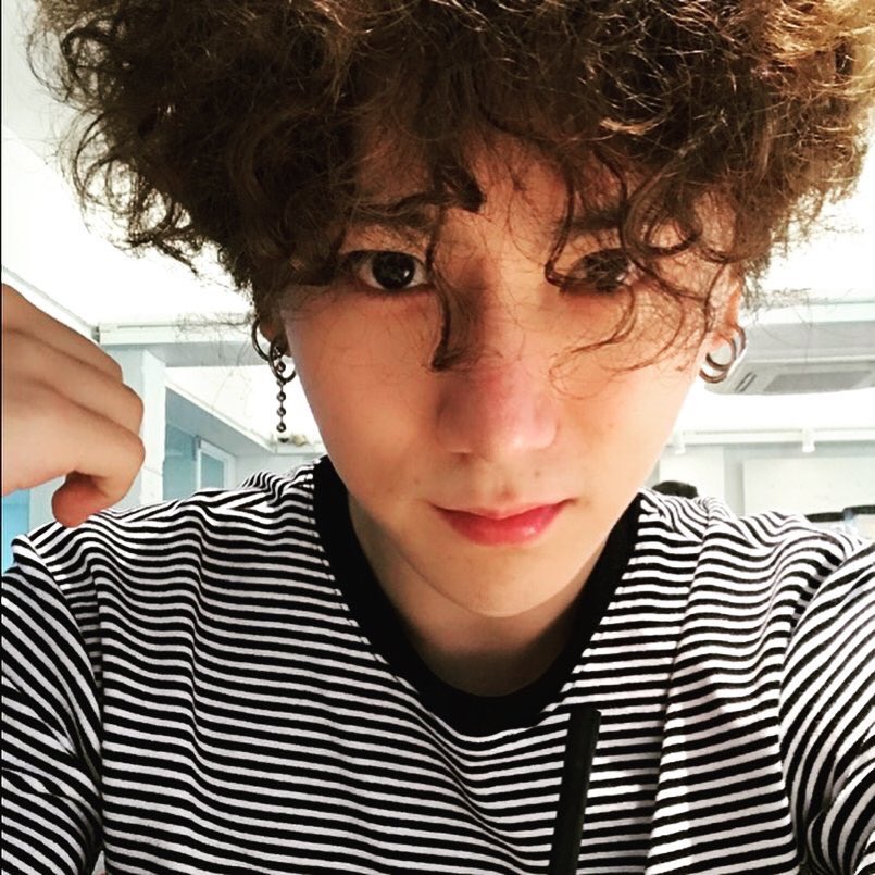 js_no_93's tweet photo. ヒョンスンくん元気かなぁ…
#장현승 #현승 #Hyunseung #ヒョンスン #89_h https://t.co/f9KEAyVYFH