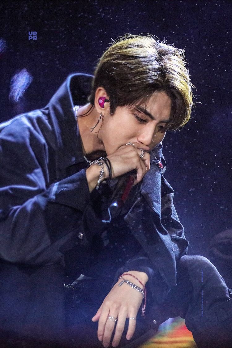 special thread for feeding ur soft heart — han jisung edition 