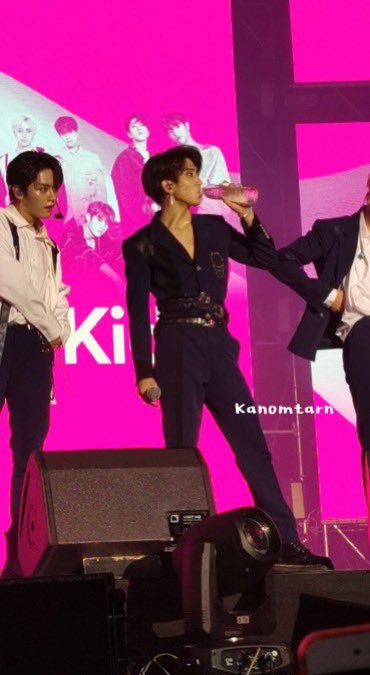 special thread for feeding ur soft heart — han jisung edition 