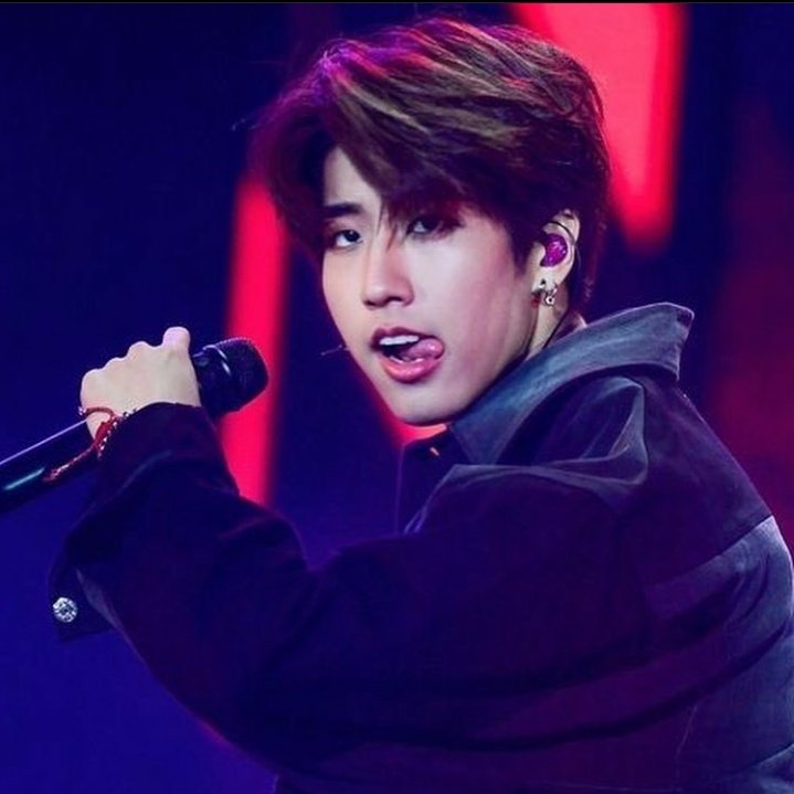 special thread for feeding ur soft heart — han jisung edition 