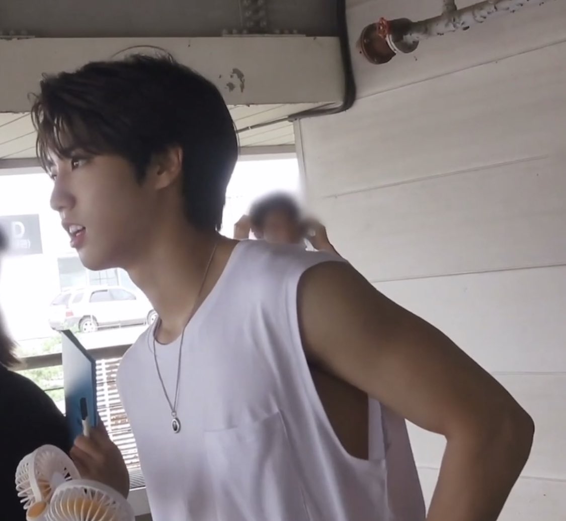 special thread for feeding ur soft heart — han jisung edition 