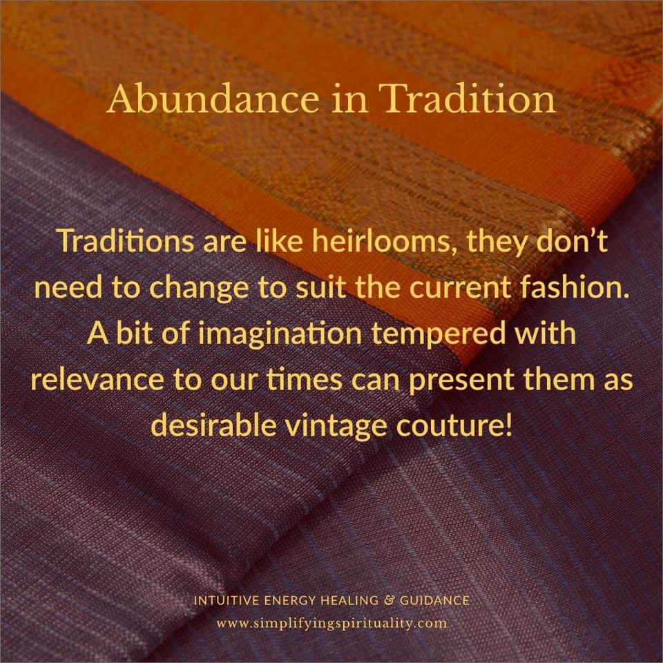 simplifyspirit's tweet photo. I have always loved traditions and often followed them as is but as I had children of my own, I had to improvise a bit so they understand the deeper meaning behind😇. One of the traditions that I modified for our home was to buy new clothes and linen each year for #diwali. 1/2 https://t.co/qMyrQwDyV1