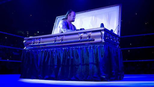 Alex_Houseof308's tweet photo. That undertaker died and came back to life https://t.co/SuDrTM1TNk