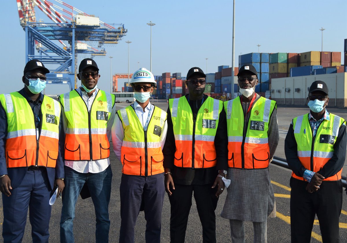 sgtdjiboutiport's tweet photo. We had the pleasure to welcome the delegation of the #FAP2020 in our Terminal for a tour of our facilities. #FAP2020 #Djibouti #Africa #Ports #Collaboration https://t.co/VCGRgcNExy