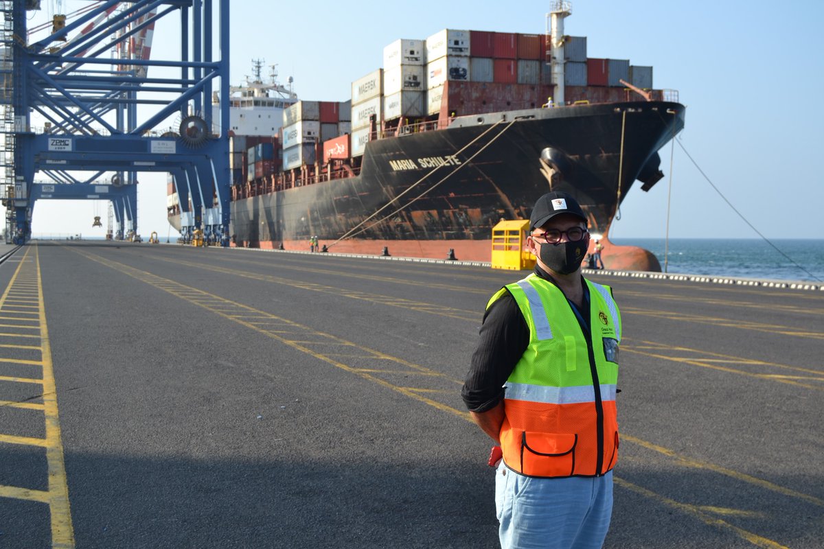 sgtdjiboutiport's tweet photo. We had the pleasure to welcome the delegation of the #FAP2020 in our Terminal for a tour of our facilities. #FAP2020 #Djibouti #Africa #Ports #Collaboration https://t.co/VCGRgcNExy