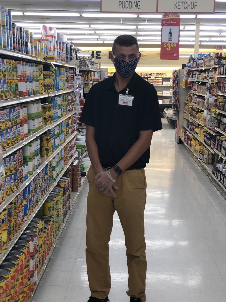 BettyGlasgow's tweet photo. In recognition of #NAW2020 @LiberatorsNOW #BoMOworks apprentice Blake Halverdon works @WoodsSupermrkt #goliberators @GovParsonMO @RoyBlunt @USRepLong #moapprentice https://t.co/Vbyjp3E1O2