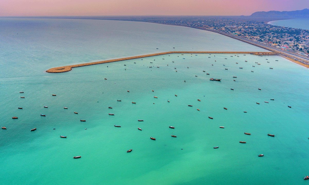 AndleebAbbas's tweet photo. From the emerald green waters to the magnificent beaches, copper &amp; gold mines to the snow covered mountains Balochistan has something for everyone...
#HaseenPakistan https://t.co/ipR4dhsxWh