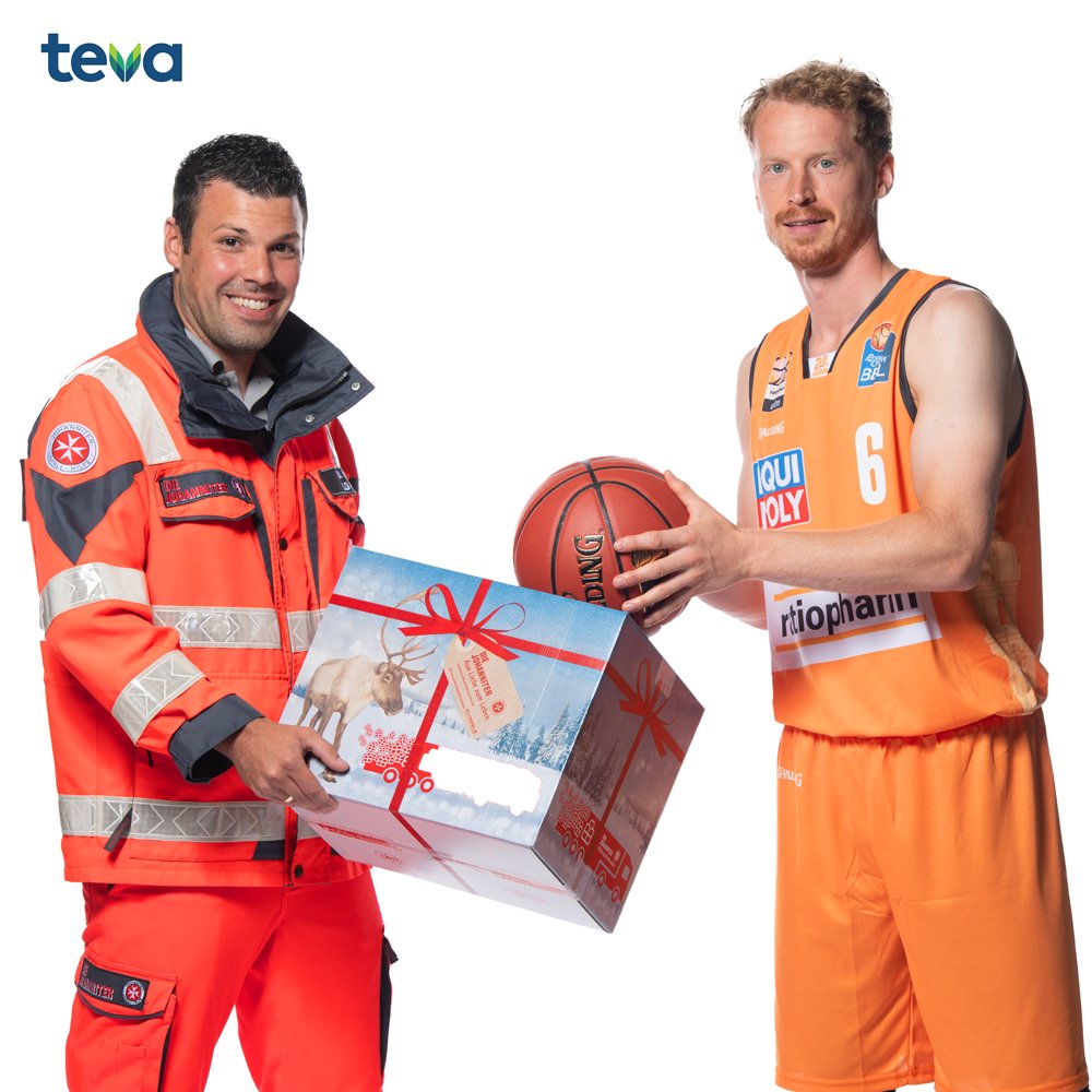 Auch in schwierigen Zeiten unterstützt unser Hauptsponsor @teva_de die <a href="/johanniter/">Johanniter-Unfall-Hilfe e.V.</a>-Weihnachtstrucker, die dazu aufrufen, für bedürftige Menschen Pakete zu packen, um ihre Not in der Weihnachtszeit etwas zu lindern. 📦🧡#weareone 
___
Hilf mit unter weihnachtstrucker-spenden.de