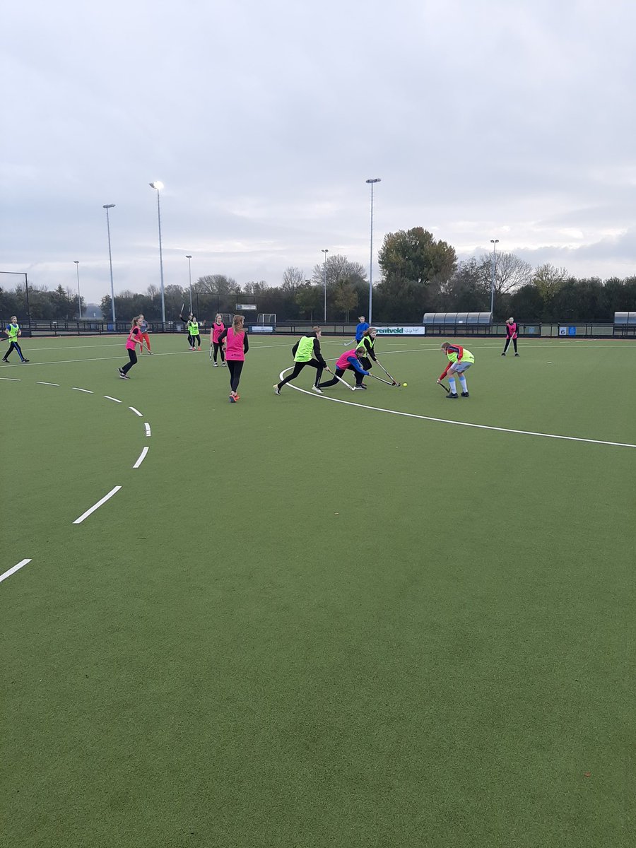 Waterpolo en  hockey leuke samenwerking <a href="/Zwolle_CSE/">CSE Zwolle</a>  volgende week zwembaden weer open?<a href="/KNZBned/">KNZB</a>