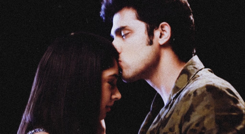MonsterManikFC's tweet photo. Manik is someone who knows his limit.he express his love though physical intimacy but he knows where to stop.Never Ever he made his girl uncomfortable.He never pressurised her to give in to his desire,never forced her.They're mature couple unlike😗💨 #ManikMalhotra #ParthSamthaan https://t.co/bqsU7SOs0Q