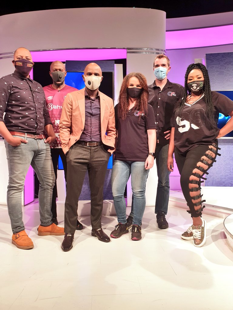thomasmlambo's tweet photo. 12 o'clock this afternoon @SPORTAT10TV repeat
@Moroka_Swallows defender #SifisoHlanti talks about being unemployed
@Rethabile_rsa sings her heart out & I meet her mother the legandary @winniekhumalo
#Dakar2021 rally 🚘 @BrianBaraG #TayePerry
@SPORTATSABC
@Official_SABC1 https://t.co/2UuYsU1zAH