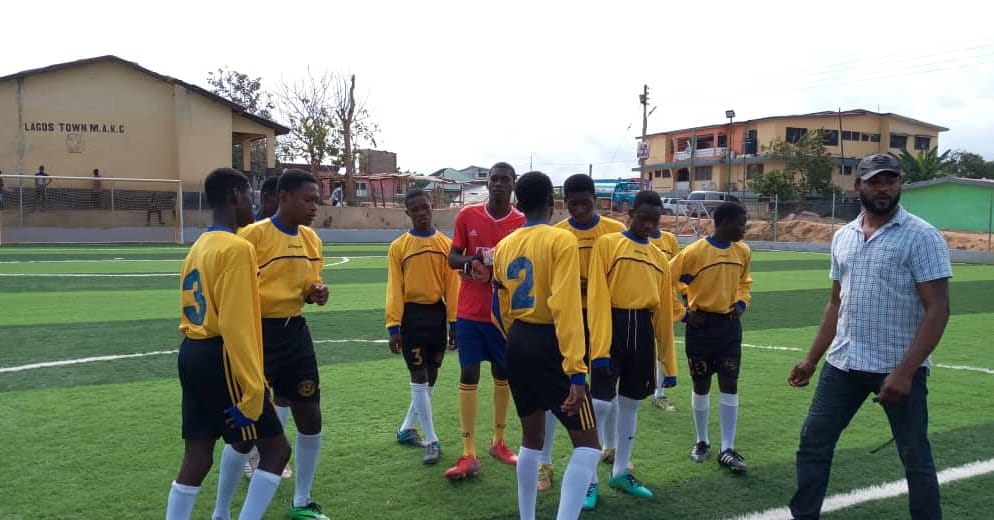 centuryscgh's tweet photo. Our U-15 colourfully dressed in yellow top and black down to battle Arsenal babies of Apremdo over the weekend.
It was a mouth watering encounter which ended in 2 2 (goals scored by our Skipper)
#Godisonourside #CenturySCgh #bringbackthelove https://t.co/T2HfDOkxqw