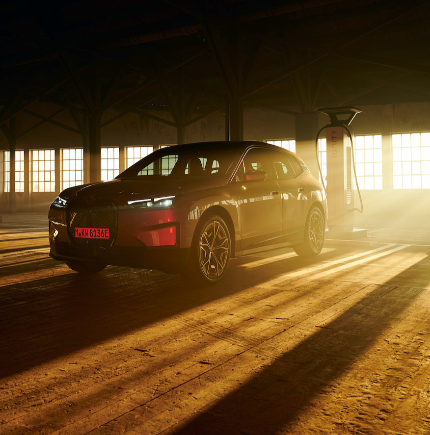 BMW Česká republika tweet media