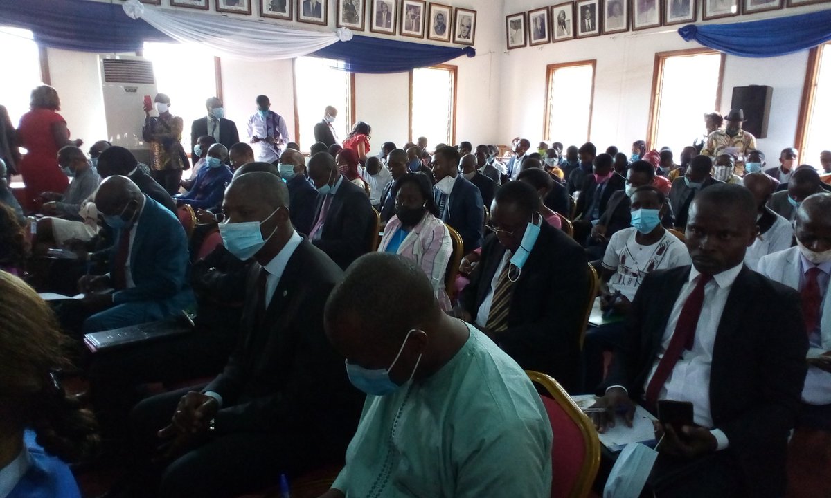 CRTV_web's tweet photo. #UY2
@t5To1xWUJviSzhP
The University of Yaounde II, Soa has launched its series of "Major National Conferences" this Thursday November 12, 2020. https://t.co/Gd4fAmTboU