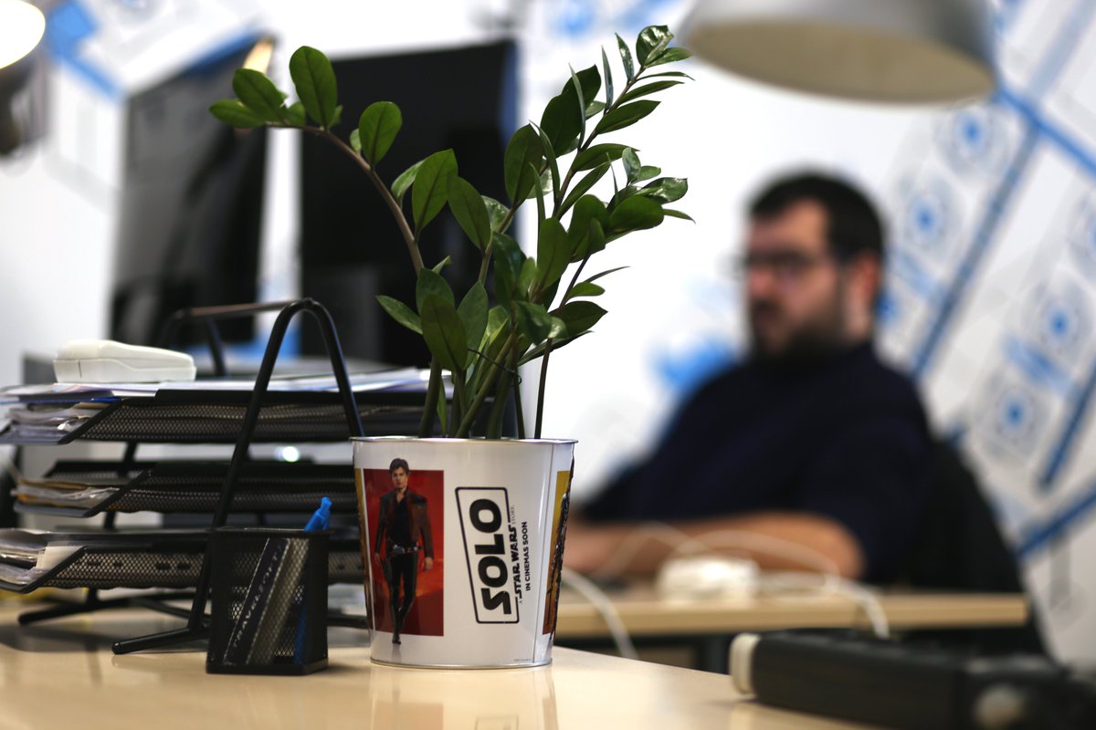Locastic's tweet photo. Are you tired of solo freelance work on chaotic #software projects? 

Sign up for an open position below and we'll convince you why working in a team environment might be way more beneficial for your career. https://t.co/bmhnTTu3d1