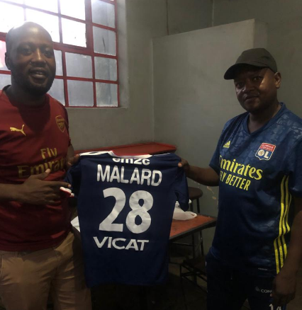 KadewereF's tweet photo. We shall be auctioning Tino Kadewere,@Memphis   @MelvineMalard signed and framed jerseys as part of our contribution to the renovation of Zimbabwe Grounds in Highfield.We thank this trio of this unimaginable selflessness and social responsibility.We will keep you posted. https://t.co/OJMwHGjU8j