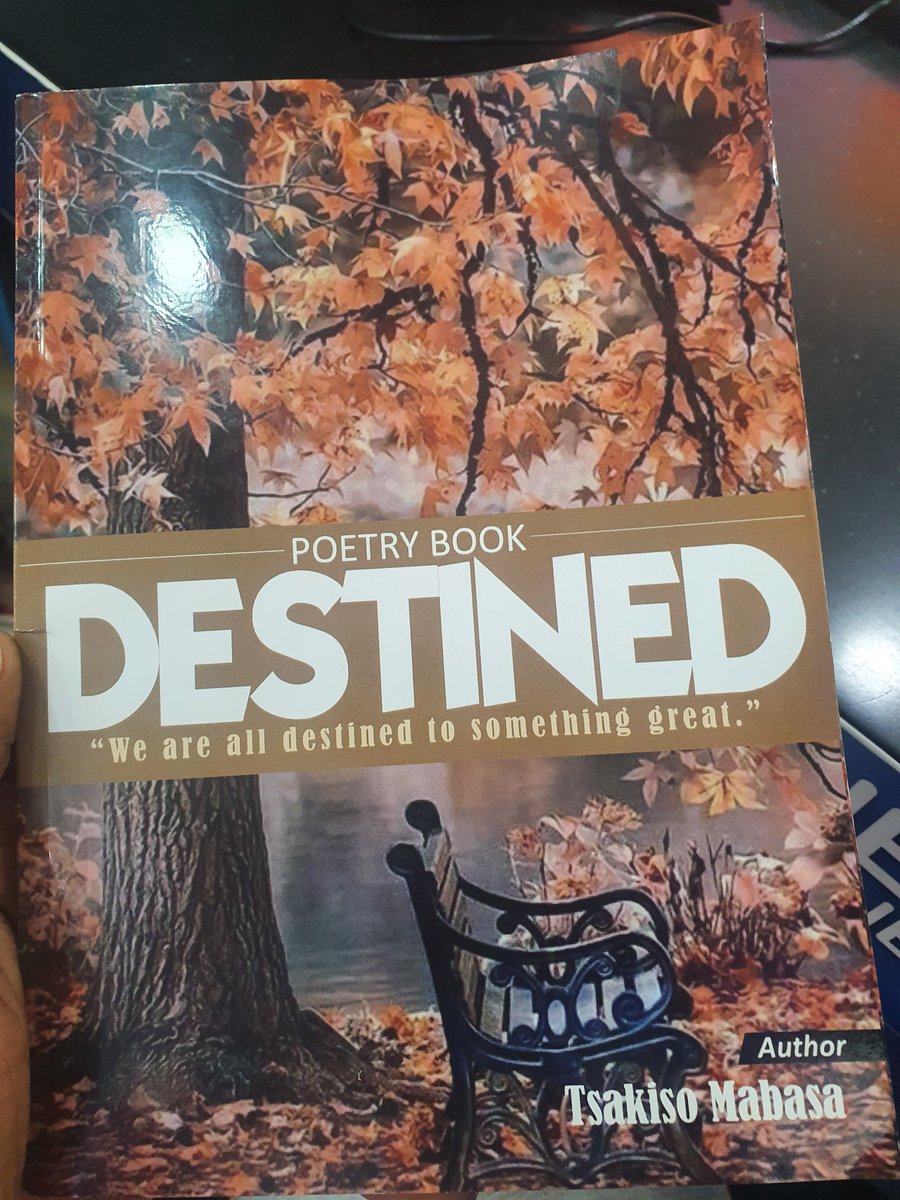 LetMackSpeak's tweet image. Here is to happy reading. @Tsakiso_Mabasa thank for delivering the book and a happy birthday to you 🎂 
#Destined #Poetry #ReadSA