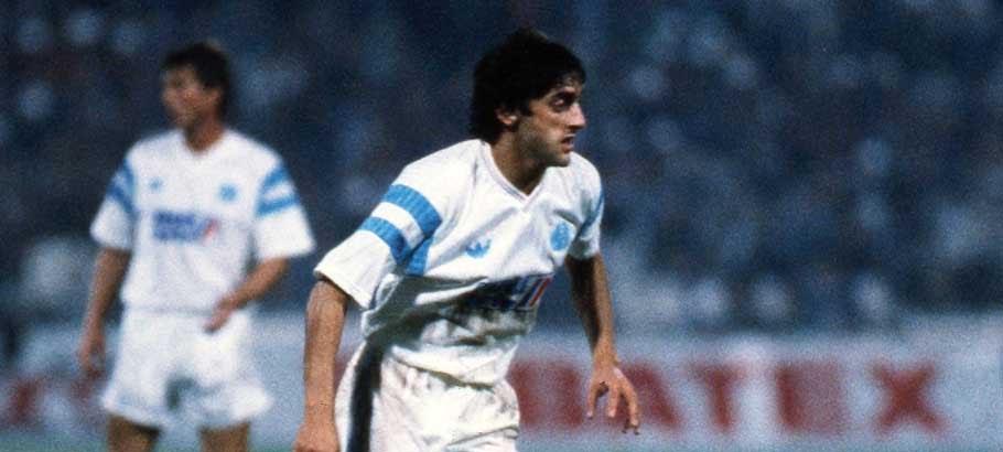 Befoot Joyeux Anniversaire A Enzo Francescoli Qui Fete Aujourd Hui Ses 59 Ans L Idole D Un Certain Zinedine Zidane Befoot Joyeux Anniversaire A Enzo Francescoli Qui Fete Aujourd Hui Ses 59 Ans L Idole D Un Certain Zinedine Zidane