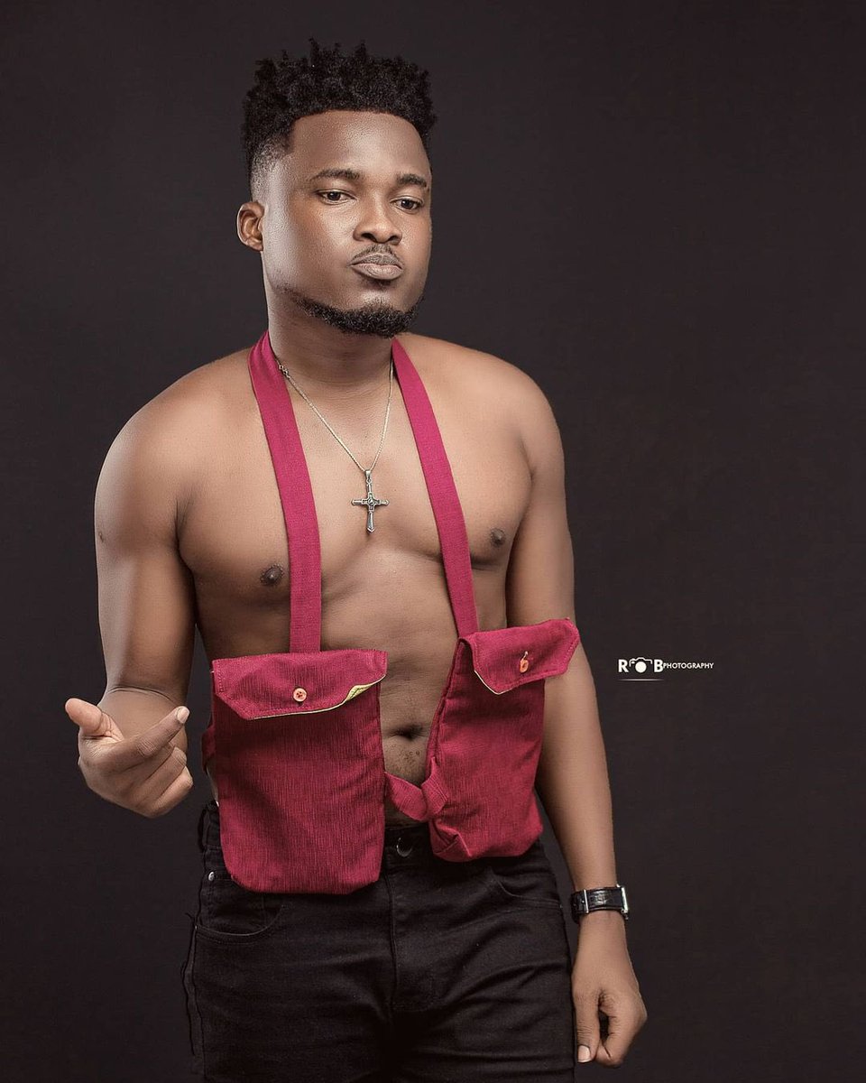 zylofon1021fm's tweet photo. . @Blessgh1 is our pick of the day on the #2sureSegment today 🔥🔥🌍🇬🇭📻🎧🎶🎵🕺📢

#ShowbizAgenda w/ @sambahflex https://t.co/icz6KdOVnb