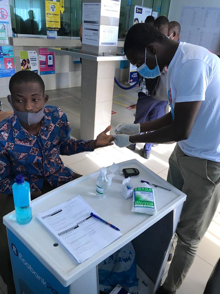 aemptg's tweet photo. L' @aemptg s'engage avec #Ecobank pour la prévention et le dépistage précoce du #diabète ces 12, 13 et 14 Novembre.

Les clients de toutes les agences ECOBANK de #Lome sont touchés

#EcobankDay #diabetes #DiabetesAwarenessMonth
#WorldDiabetesDay #SCOPH #IFMSA https://t.co/eF9Lth0qcb