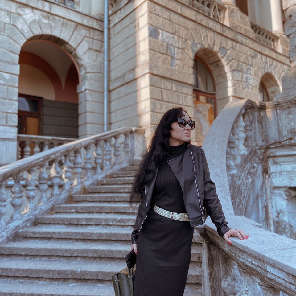 1488Katrin's tweet photo. Санаторий Орджоникидзе – заброшенный рай в центре Сочи.
#beautygirl #mybeauty #стиль #Сочи #Sochi #море #toppeopele #mood #mood #лайктайм #smm #стиль #topgirls #look2020 #луки2020 #фотограф #СанаторийОрджоникидзе #liketime #ФотоСочи #springlook #lookstyle #осень2020 https://t.co/kEPxhmcHIj