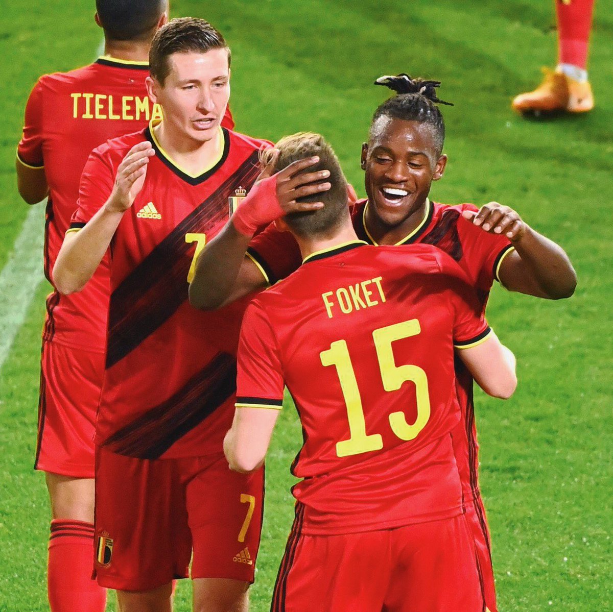 Michy Batshuayi tweet media