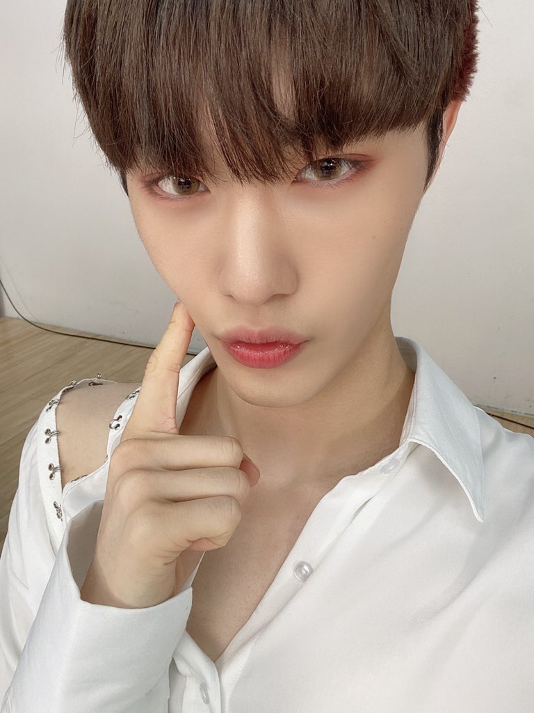 Yoon Hyunsuk. (@cixhyunnsuk) / Posts / X