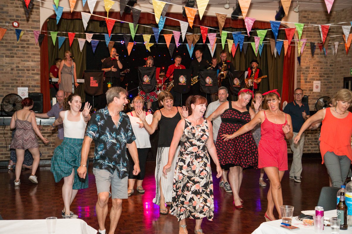 MedwayLindyHop's tweet photo. This week's #ThrowbackThursday we remember some of our party nights #lindyhop https://t.co/vINpbAue81