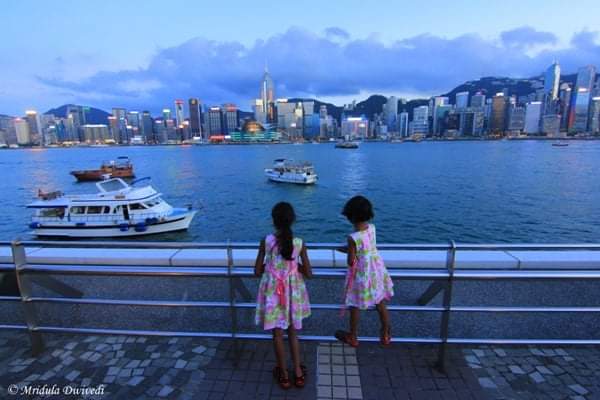 mridulablog's tweet photo. #5countrieschallenge traveling with the kids verson 1. @ChhaviSeshadri and @VasudhaHallan in #HongKong of course with me! 2. Chhavi and I in #kohsamui 3. Me with #DoubleTrouble in #Prague 4. Chhavi and I in #Croatia https://t.co/Mjv6ZyZYVd