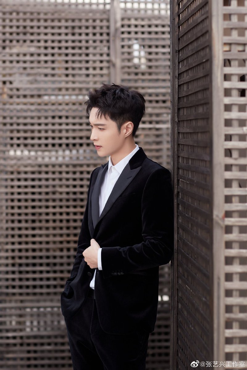 thinking about all black yixing