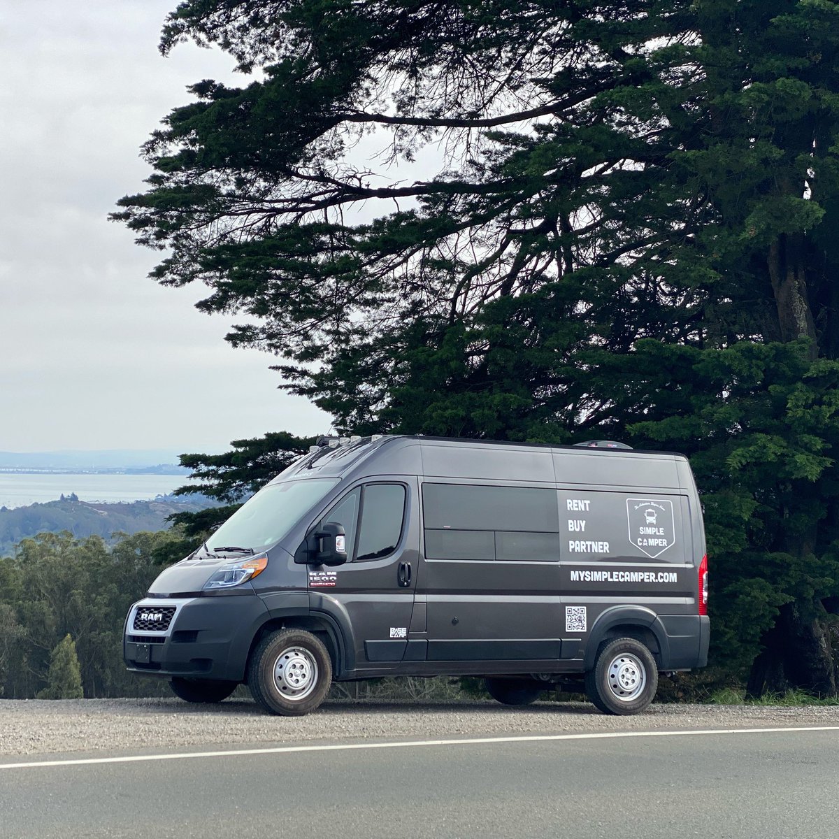 simplecampersHQ's tweet photo. ๐โจ#campitsimple
Rent a camper van from https://t.co/m5tAEwXR0y
.
.
.
.
.
#campervan #campervans #dodge #promaster #promastercampervan #promasterconversion #grey #millvalley #marincounty #visitmarin #vanlife https://t.co/SBq0eqFBaS