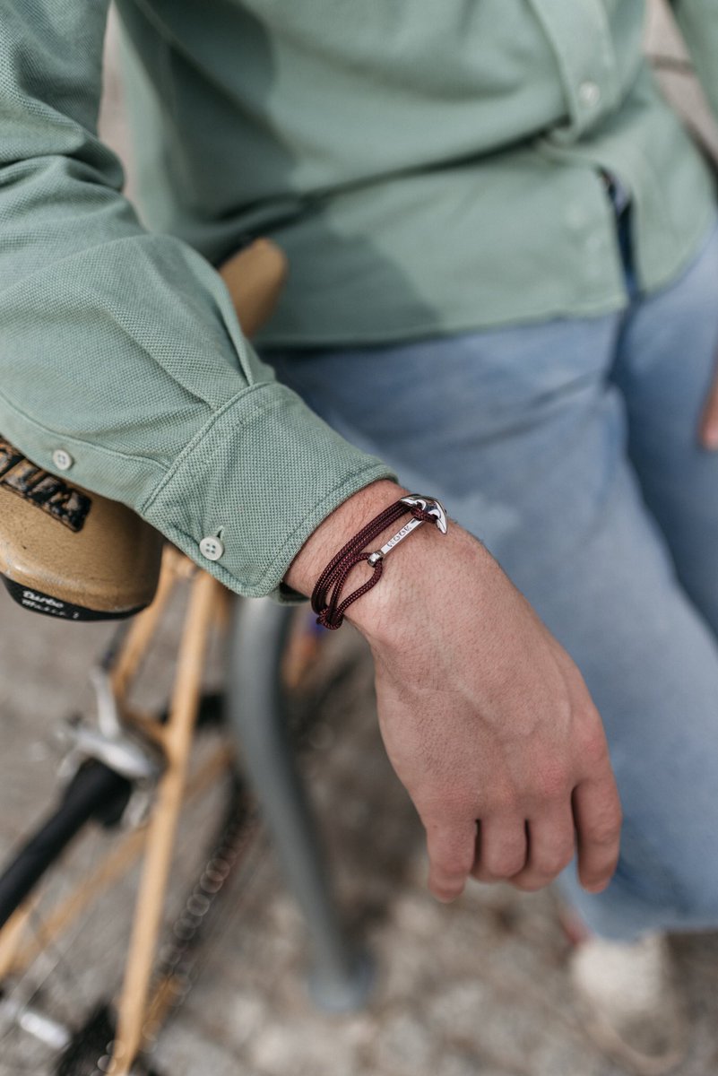 ✖️We love shirts✖️

• Colores exclusivos HOOK
• Fabricamos en tejido piqué o también llamado tejido polo.
• Fácil de combinar con los pantalones que ya tienes.

Descubre toda nuestra colección en nuestra tienda online 👉🏻hookeshop.com/es/52-camisas

#slowfashion #compralocal