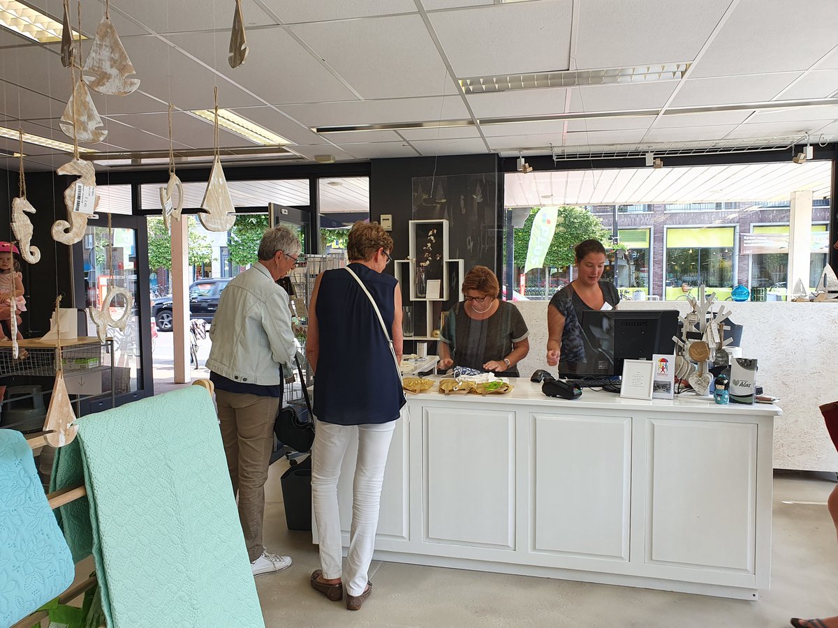 Wie wordt de winnaar van de Teylinger Trofee 2020? Er zijn al ruim 860 stemmen uitgebracht, stem nu ook op Kookkracht of Paraplu Voorhout! #teylingen #teylingertrofee #vrijwilligers
welzijnteylingen.nl/paginas/lees/1…?