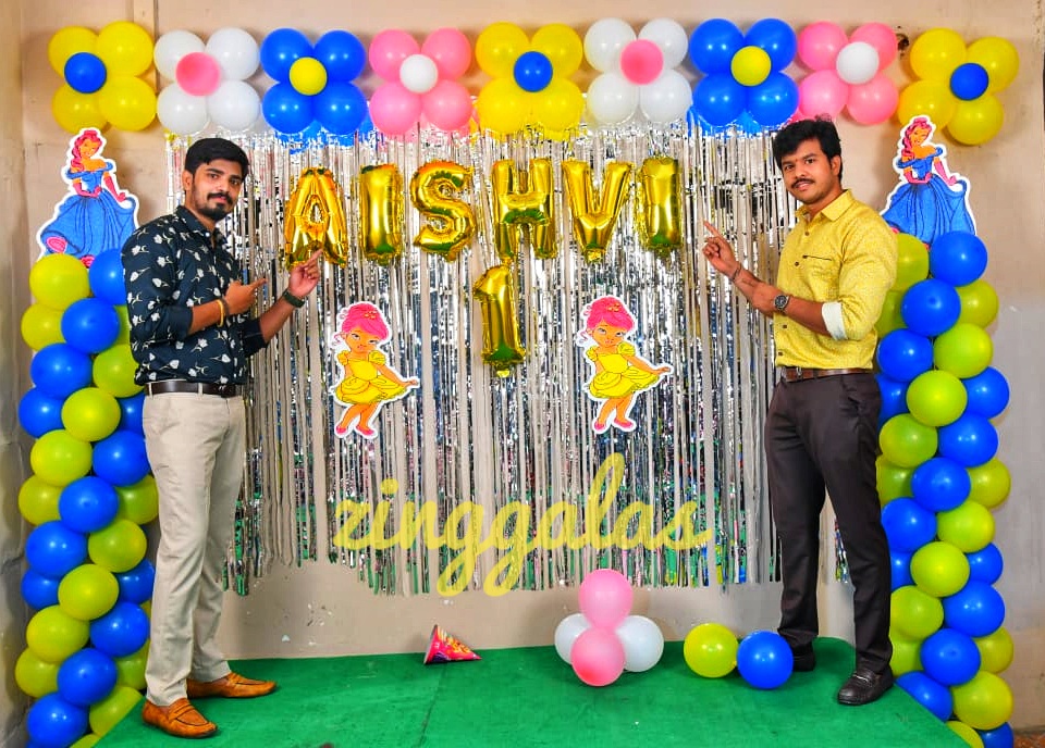 zinggalas's tweet photo. We are experts in planning surprise parties too! Have a look at some snaps of birthday surprise balloon decorations done by us. Visit us at https://t.co/o578MAn2JR

#ZingGalas #PartyHaqSe #EventManagement #Wedding #Birthday #HouseThemeParties #CelebrationForAll https://t.co/x0iM1MP9pX